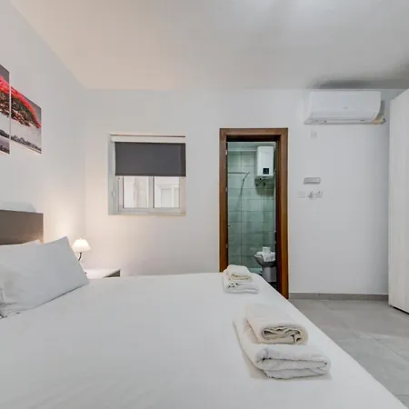 Apartament Seafront With Private Terrace In Marsascala By 360 Estates Marsaskala
