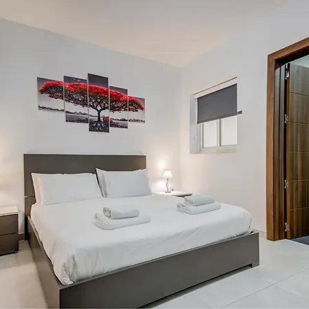Seafront With Private Terrace In Marsascala By 360 Estates * マルサスカーラ