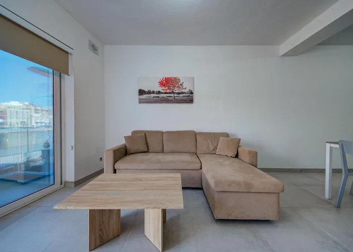 Seafront With Private Terrace In Marsascala By 360 Estates Διαμέρισμα